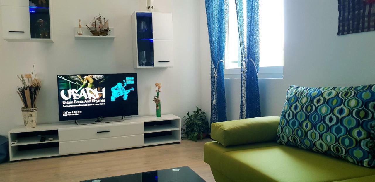 Apartman Pobuk Primošten Exterior foto